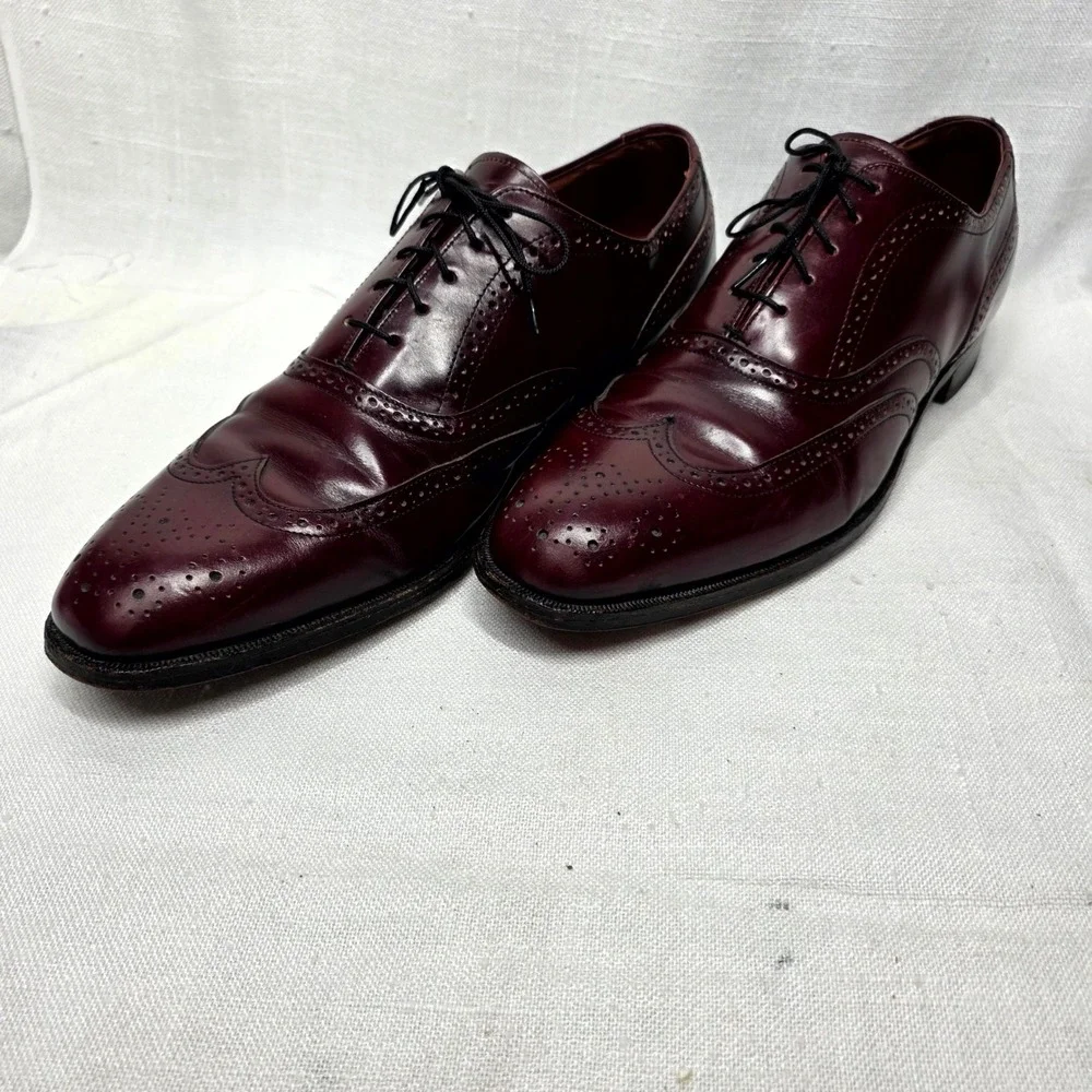 Bostonian Men's Merlot Leather Wingtip Lace-Up Oxfords